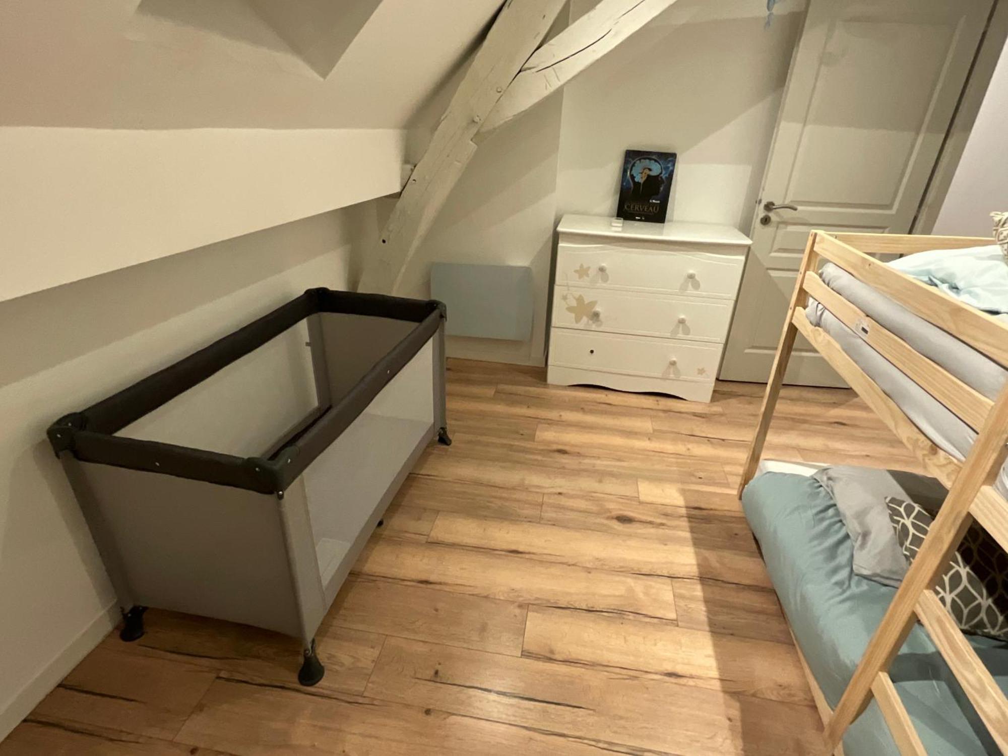 La Chambre Des Petits Voyageurs 塞讷塞迪容 外观 照片